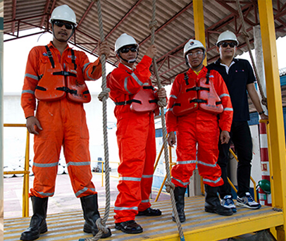 ON-SITE SUPPORT & SUPERVISION photo